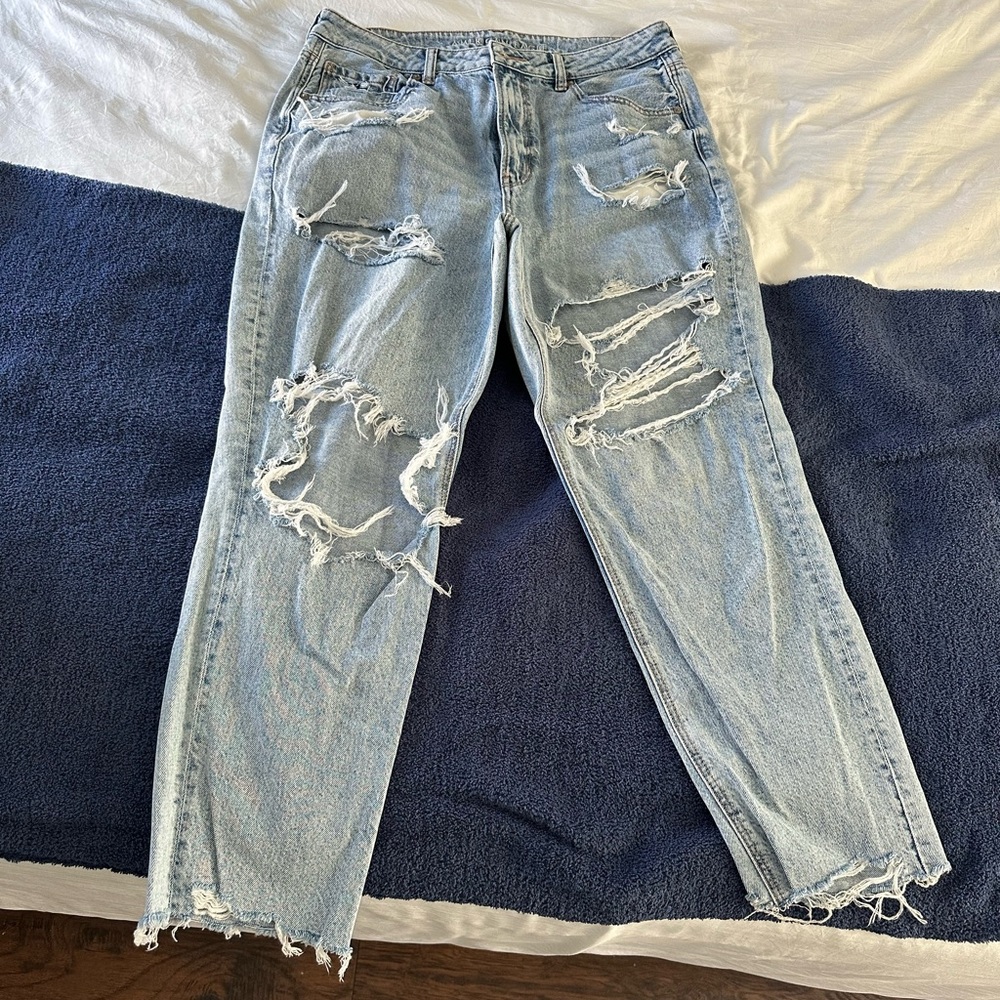American eagle mom Jean